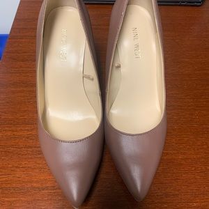 Nine West pumps